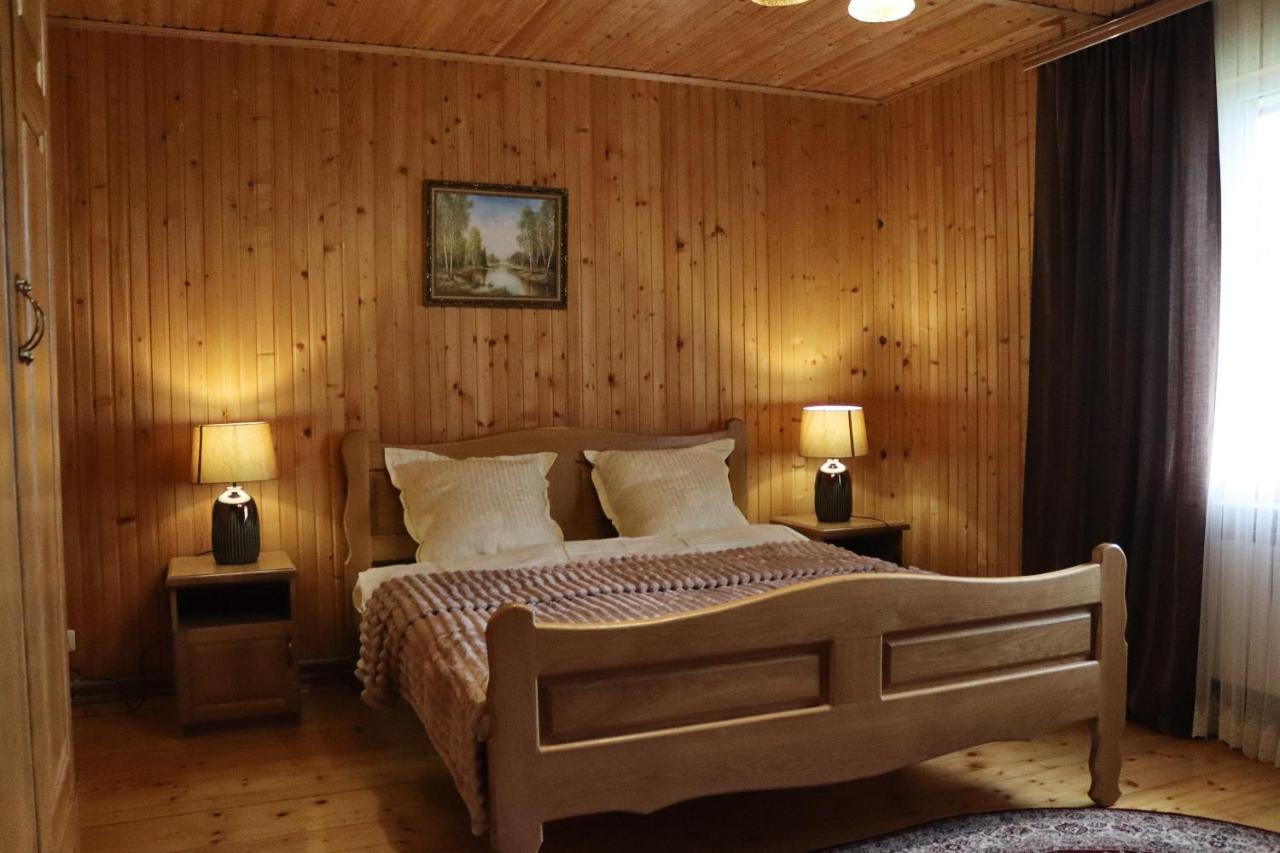 Садыба Полыцька Villa Guta Eksteriør bilde