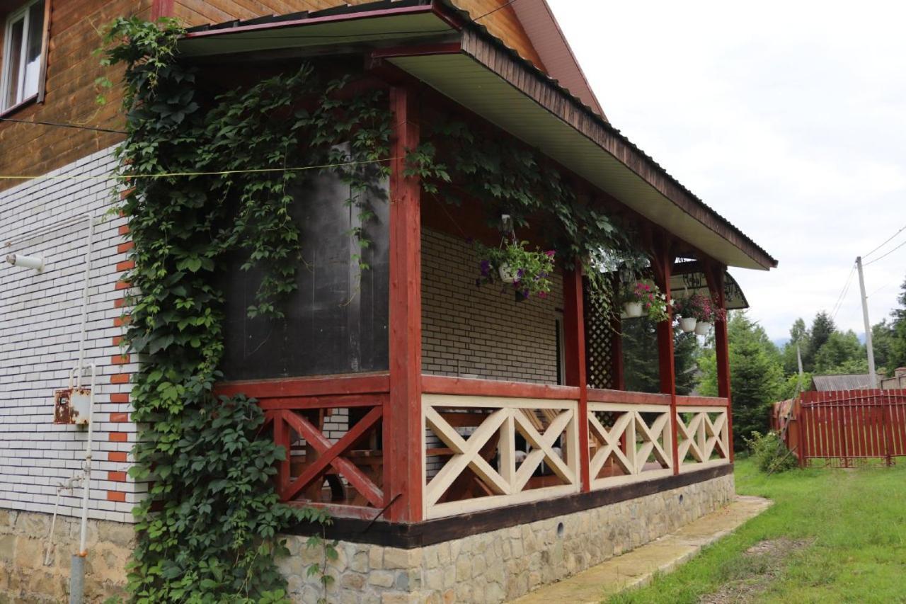 Садыба Полыцька Villa Guta Eksteriør bilde