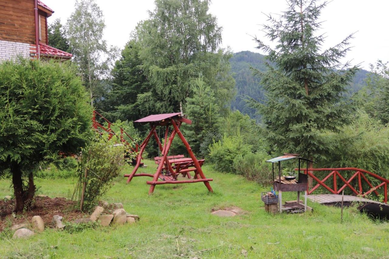 Садыба Полыцька Villa Guta Eksteriør bilde