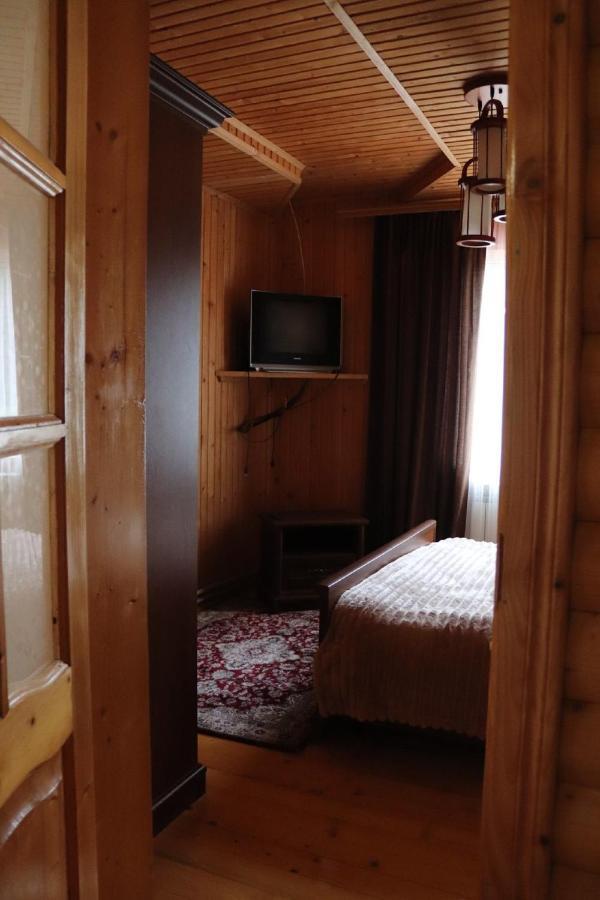 Садыба Полыцька Villa Guta Eksteriør bilde