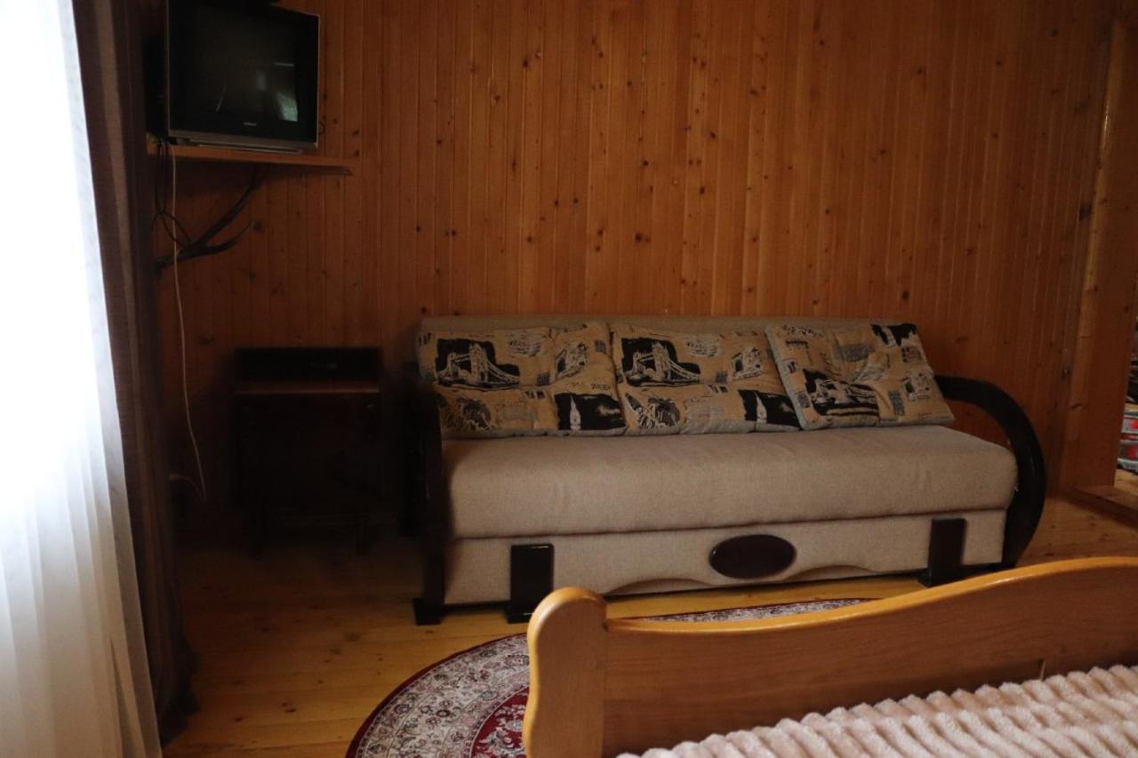 Садыба Полыцька Villa Guta Eksteriør bilde