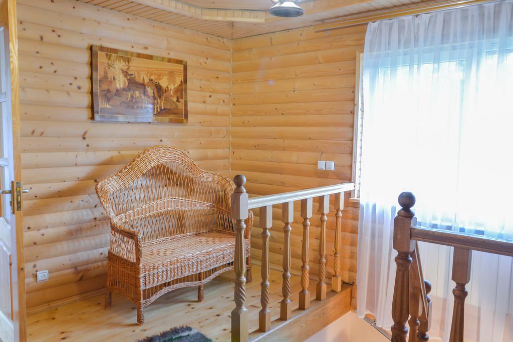 Садыба Полыцька Villa Guta Eksteriør bilde